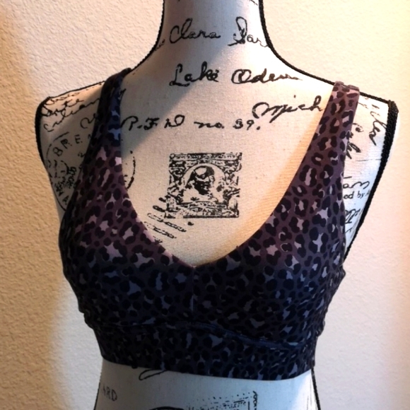 Printed Sports Bra - Picture 1 of 3